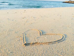 Ce couple témoigne que la différence dans les croyances peut rapprocher par l'Amour